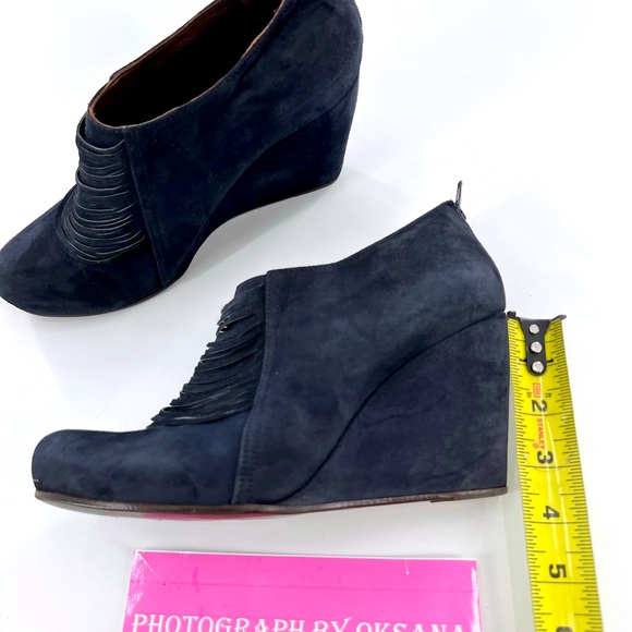 COCLICO SHOES Navy Blue SUEDE FRINGE WEDGE BOOTIES size 38.5 US 8 - Picture 9 of 16